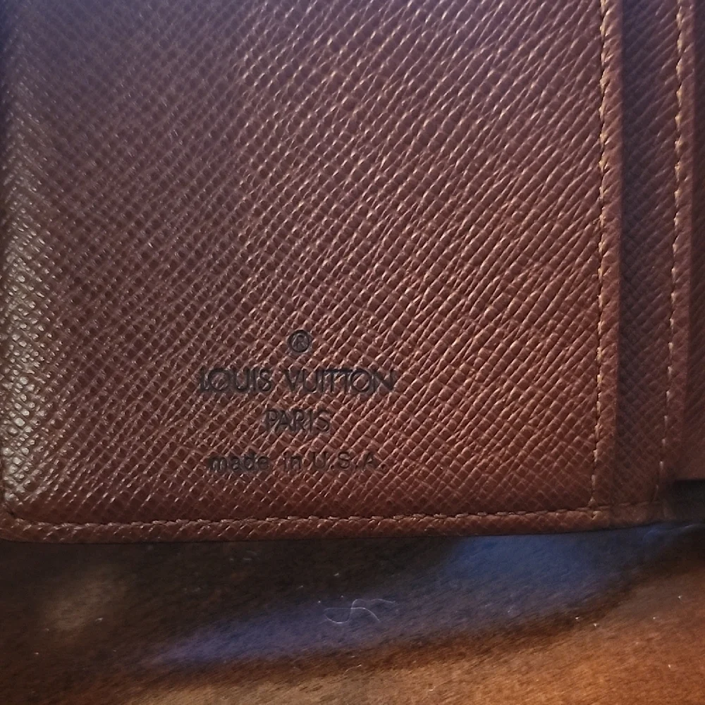 Louis Vuitton Kisslock Wallet - Picture 4 of 10